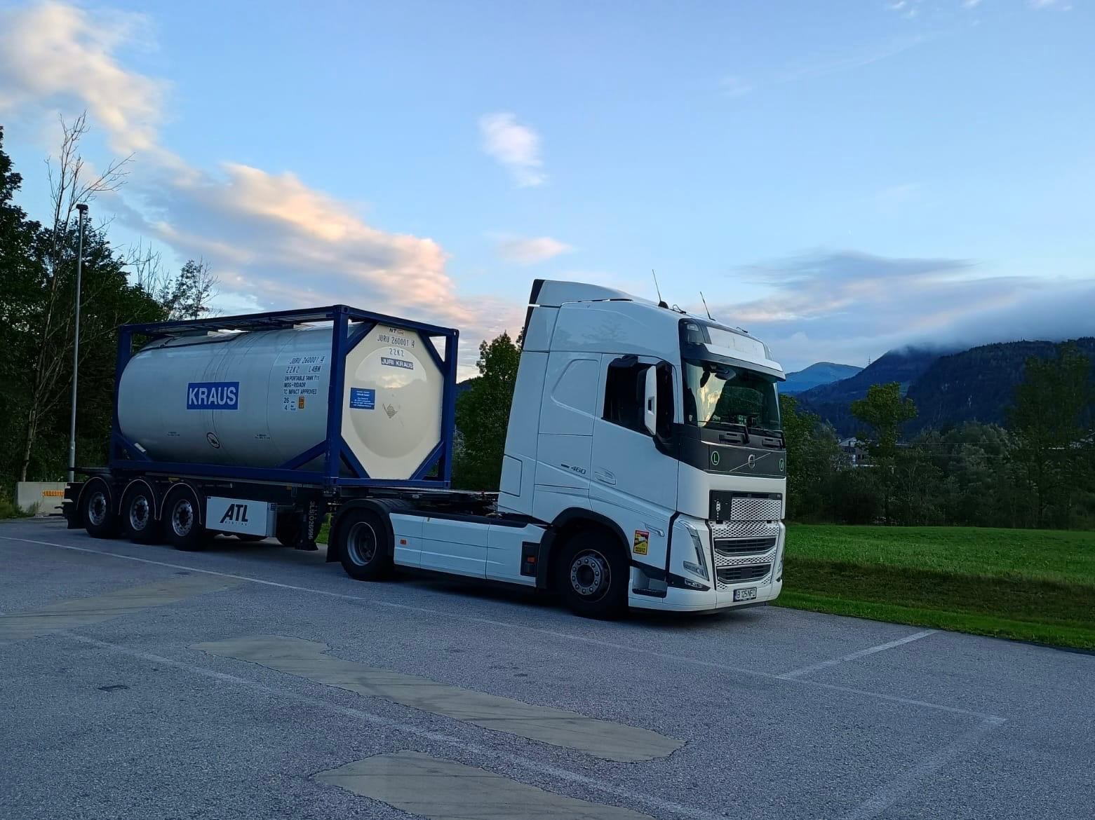 Transport Vehicle 11